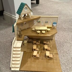 Calico Critters Berry Grove School